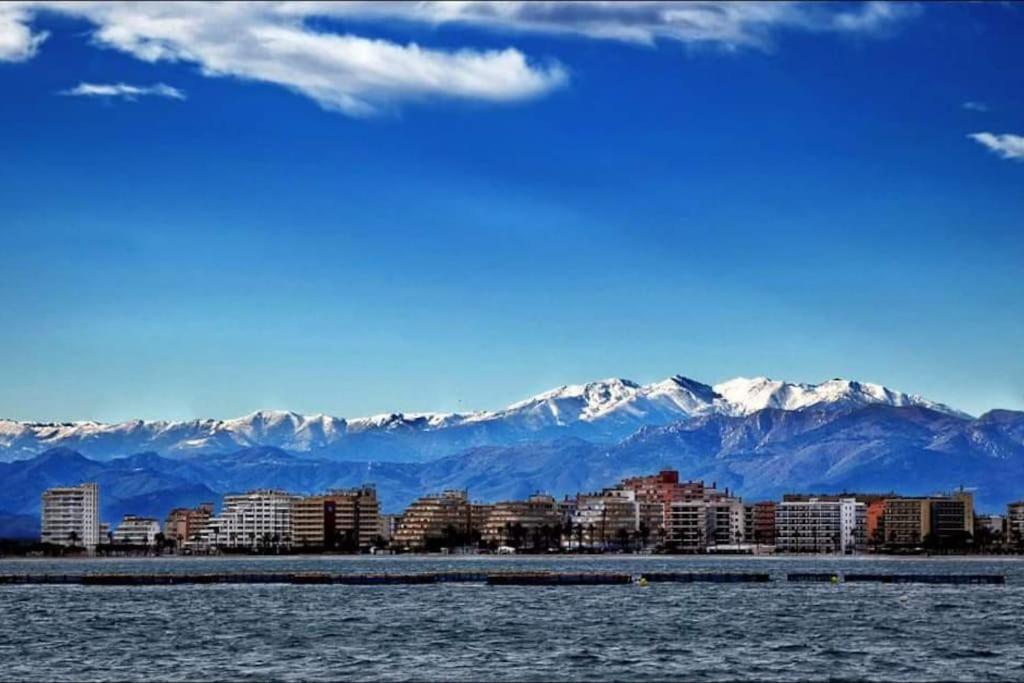Apto Residencial En Roses Apartment Екстериор снимка